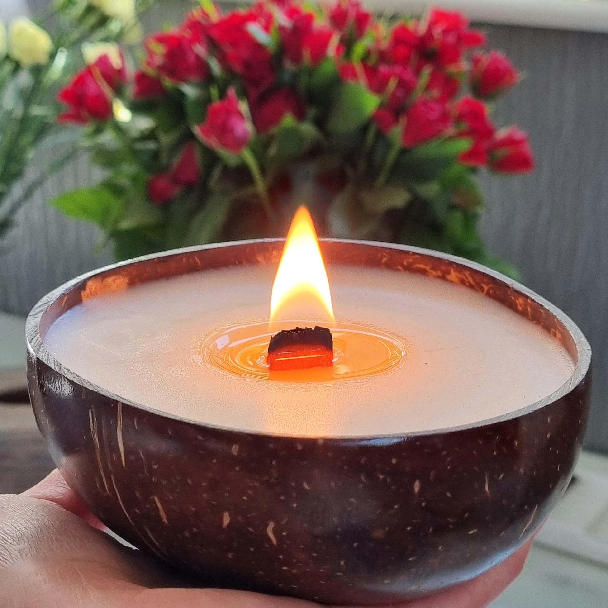 il_fullxfull.6820302883_6j00.jpg — enhanced Dimalight Coconut Bowl Candle – product photo 1