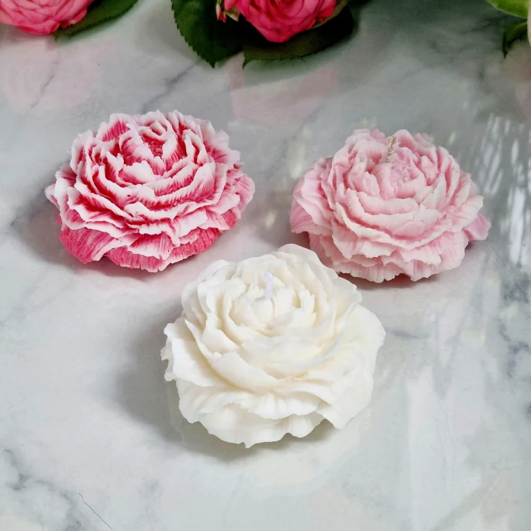 Dimalight Peony Pillar Candle – product photo 1
